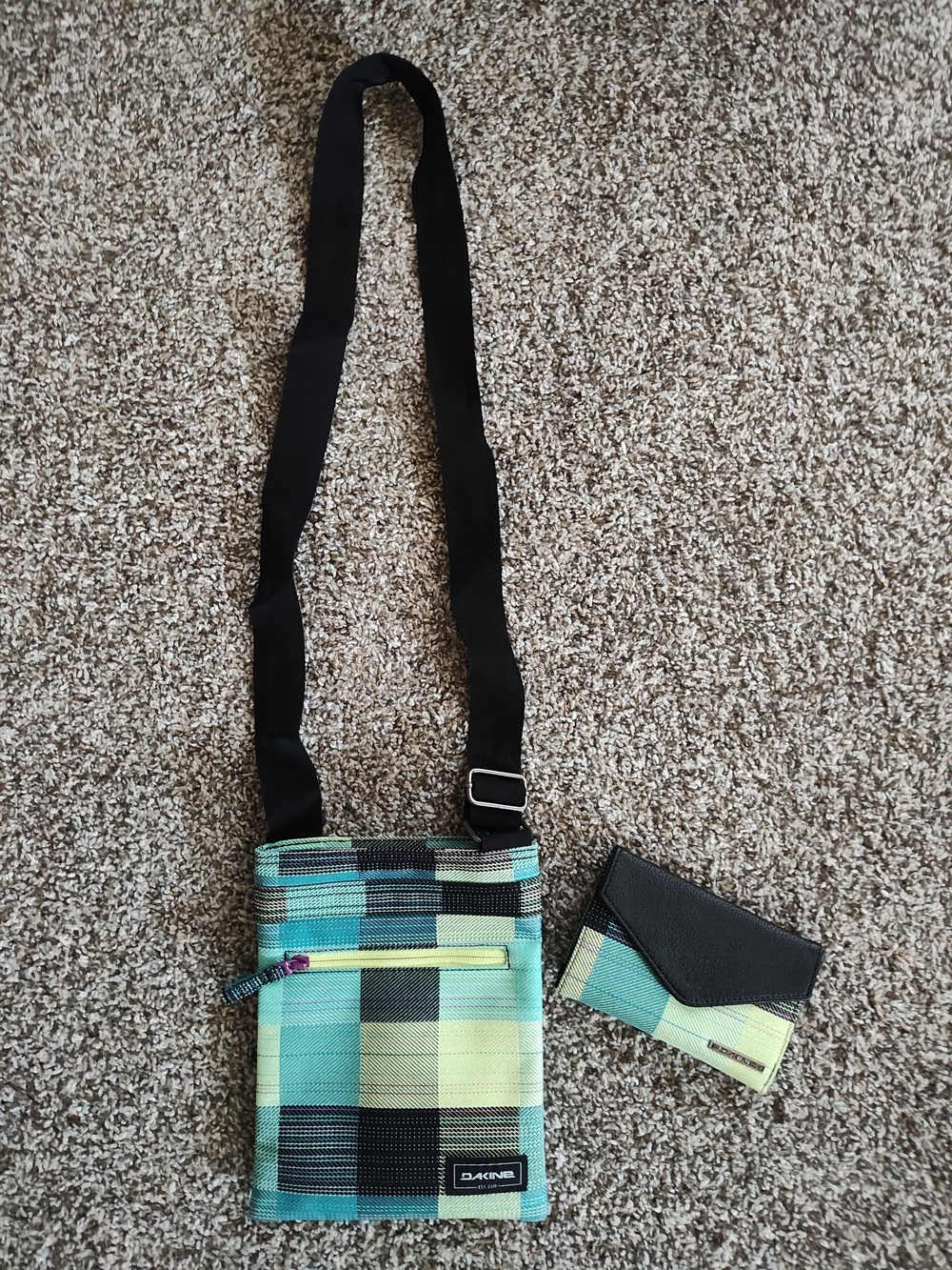 Dakine Teal & Lime Plaid Crossbody with Card Holder
